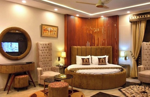 Lahore Hotel | Imperial Suites