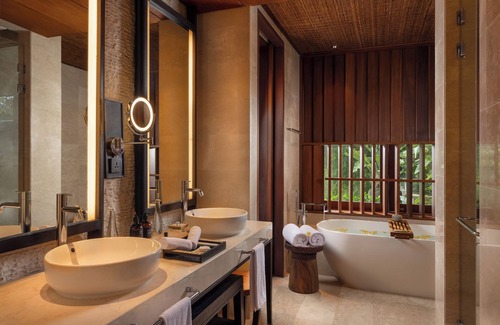 Kedewatan Resort | Impiana Private Villas Ubud