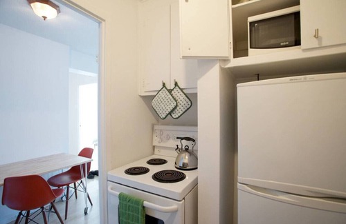 Milton Park Apartment | Impossibly Cool Downtown Flat