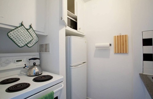 Milton Park Apartment | Impossibly Cool Downtown Flat