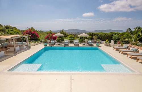 Sant Josep de sa Talaia Villa | Impressive Ibiza Villa | El Zafiro | 6 Bedrooms | Private Gym & Fantastic.