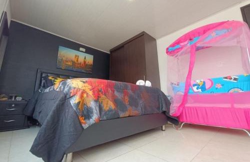 Kennedy Bed & Breakfast | Impresionante apartamento familiar 3er piso - 06 personas - El Edén Centro Comercial