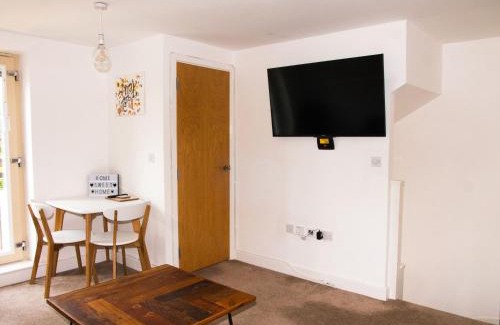Leeds House | Impressive Urban Townhouse - Leeds City Centre