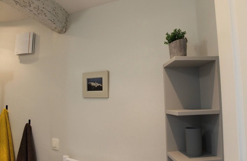 Montclar House | In a natural setting