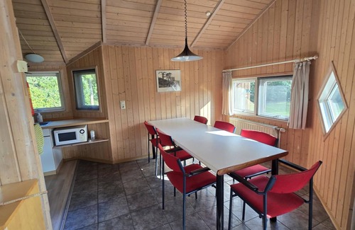 Haren House | In a quiet vacation estate - directly on Dankernsee - leisure park nearby - dogs welcome
