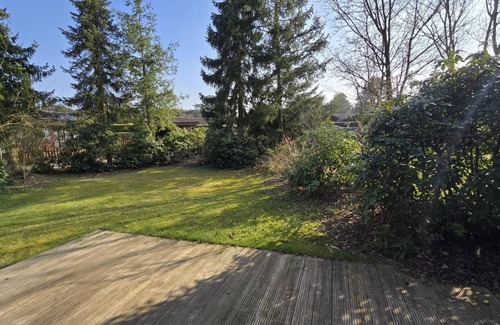 Haren House | In a quiet vacation estate - directly on Dankernsee - leisure park nearby - dogs welcome