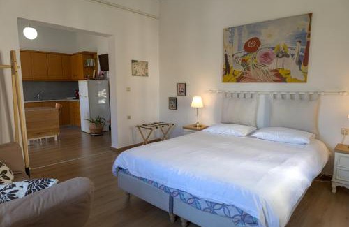 Halepa Apartment | In And Out
