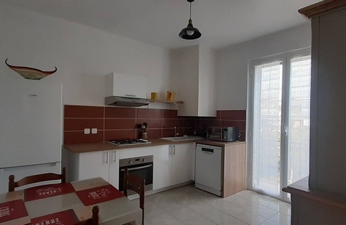Furiani Apartment | In casa di LOULOU, 700 m from the beach, all amenities nearby,