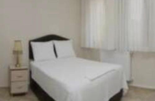 De Aar Bed & Breakfast | In excellences Guest House