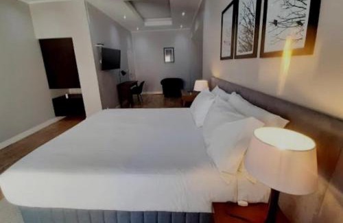 De Aar Bed & Breakfast | In excellences Guest House