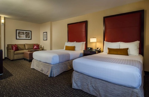Dupont Circle Hotel | In Heart of DC! 3 Family-friendly Units with Full Kitchens, Pets Allowed
