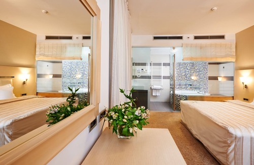 Novi Beograd Hotel | In Hotel Belgrade