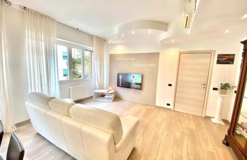 Morivione Apartment | In Modern and Spacious Design, between Bocconi and the City Center of Milan