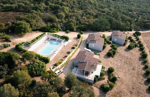 Figari Villa | In Santa, on 5000m2 of land, a classified private domain furnished