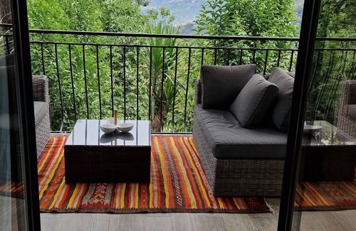 San-Gavino-di-Tenda Apartment | In the heart of Conca d'Oru, apartment with garden and pool.