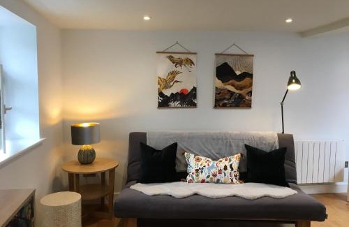 Glastonbury Apartment | In the Heart of Glastonbury