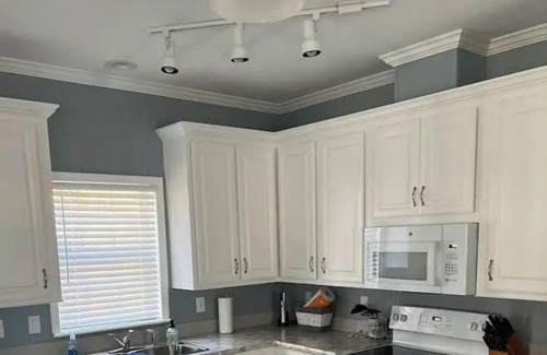 Homosassa Cottage | In the heart of Homosassa, close to all the local spots. Old Florida feeling.
