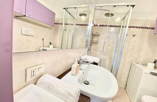 Certosa Apartment | In the Heart of Viale Certosa, between Milan Center and Fiera MilanoCity, with parking