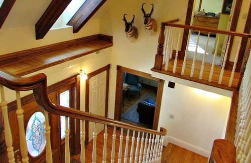 Markleeville House | In the quaint town of Markleeville. Close to Tahoe, Kirkwood, & Heavenly