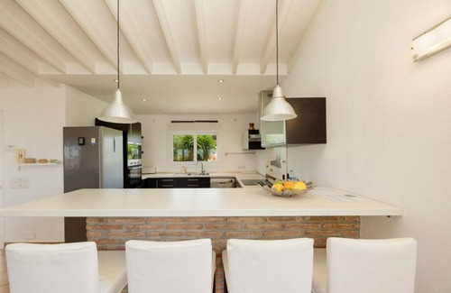 Urbanizacion Costabella Apartment | In the second line, modern beachfront holiday home in Costabella, Marbella