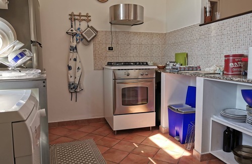 Municipio 1 Villa | In the Villa by Aunt Tina