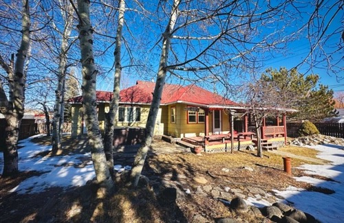 Red Lodge Ski Chalet | In-Town Home, Hot Tub, Wifi, Minutes to Ski Hill