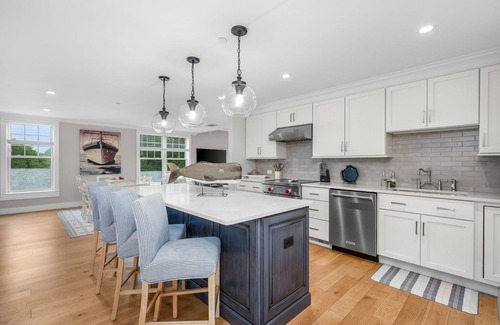 Harwich Port Condo | In town Location Walk to beach Pet Friendly AC WiFi Perfect Rx