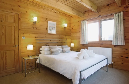 Little Petherick Cottage | In tranquil surroundings ideal for walkers, cyclists and surfers with Padstow and Wadebridge within