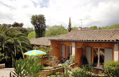 Saint-Paul-de-Vence Apartment | In villa, charming studio 2 pers with terrace in St Paul de Vence