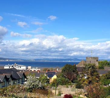 Mumbles Apartment | Inalong - Quirky property with sea views above an Ale House