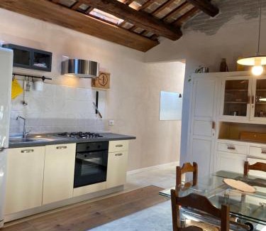 Ferrara Historic Centre Apartment | InCastrum - la soffitta in centro