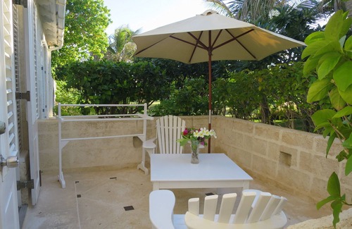 Silver Sands Apartment | Inchcape Seaside Villas right on Silver Sands Beach - Seaside Cottage B