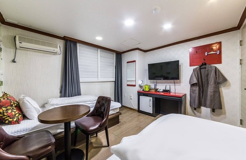Ganghwa Hotel | Incheon MS