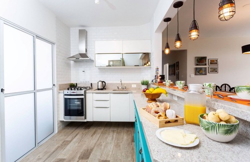 Vila Iara Apartment | Incrível Vista com 4 Quartos e Lareira