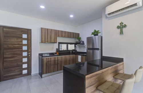 La Cruz de Huanacaxtle Condo | Increíble condo 2BD con alberca en roof!