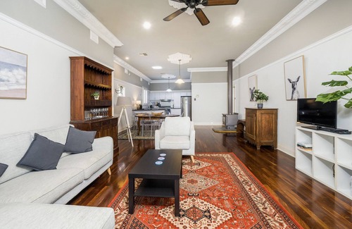 Kensington House | Incredible 3-Bed Renovated Home with Huge Garden