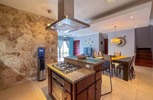 El Cortecito Apartment | Incredible 3 BR Penthouse w BBQ Jacuzzi