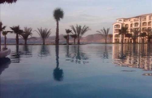 La Paz Apartment | Incredible Beach View 3Bed Condo