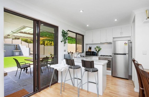 Beldon Apartment | Incredible family home in the heart of Beldon!