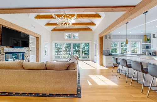 Plymouth House | Incredible home on lake with views, private beach, deck, AC, & W/D