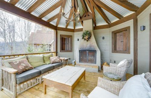 Cashiers House | Incredible Lake Glenville Views Cashiers Home