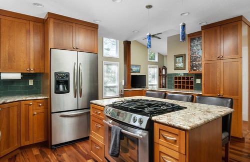 Tigard House | Incredible Location Nestled Next To Cook Park, Pet Friendly, Enclosed Dog Run, Huge Deck, w/ BBQ