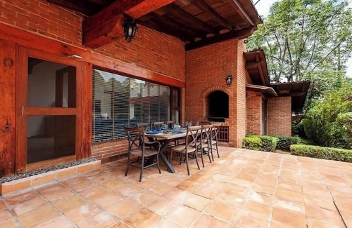 Valle de Bravo Apartment | Incredible Property with Huge Garden and Pool!