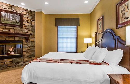 The Village Hotel | Incredible Resort - The Club at Big Bear Village!