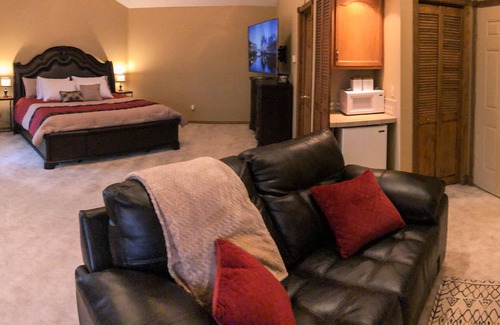 Branson Bed & Breakfast | Incredible Setting In The Ozark Mountains ~ Just Minutes From Branson