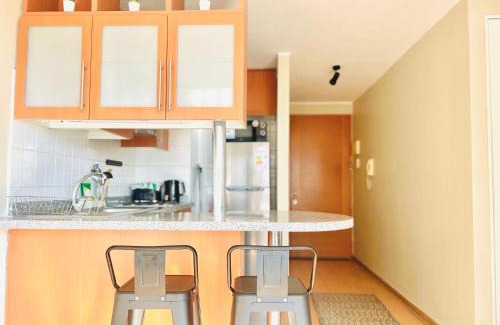 El Golf Apartment | Increibles vistas cercano a Parque Arauco y Costanera Center