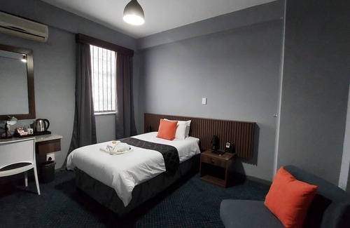 Sasolburg Hotel | Indaba Hotel Sasolburg