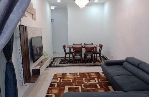 Kuantan House | Indah homestay penor