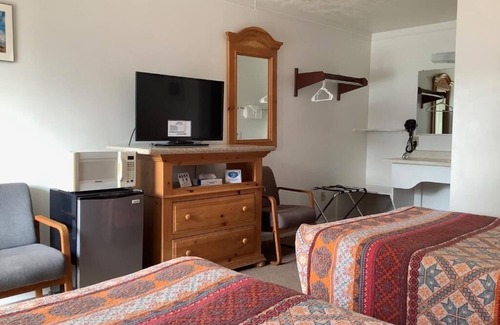 Independence Hotel | Independence Courthouse Motel