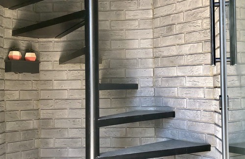 Remoulins Apartment | Independent apartment in 19th century house UZES-PONT DU GARD-NIMES-AVIGNON